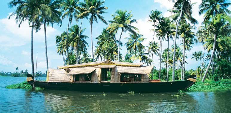 Kumarakom, Hotels/Resorts in Kumarakom, Houseboat Booking ...