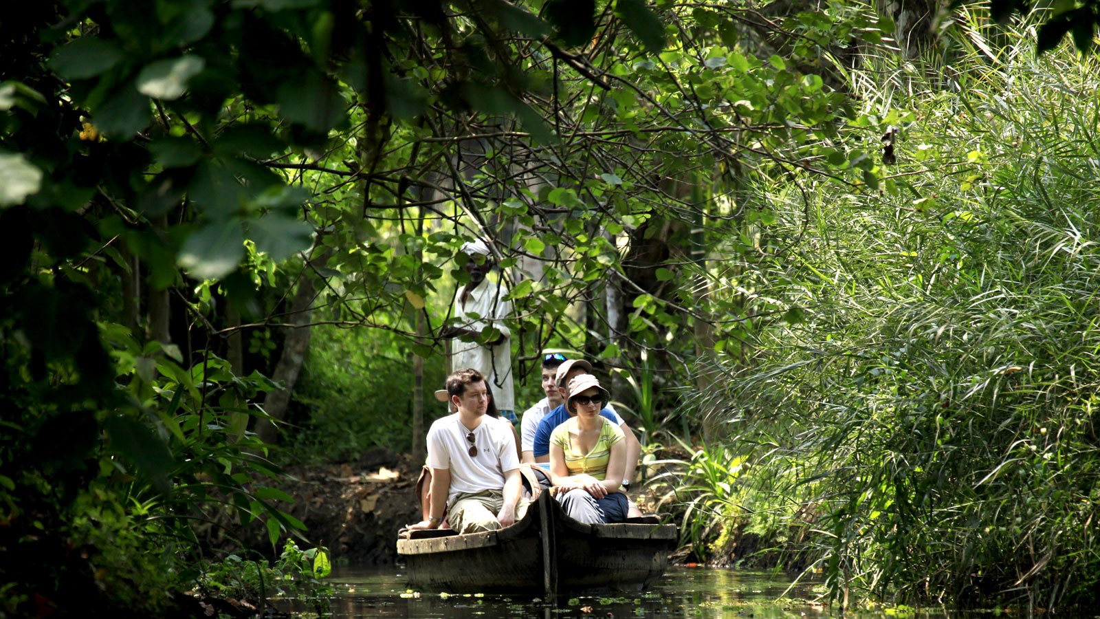 Enjoy Tour packages in  Kumarakom