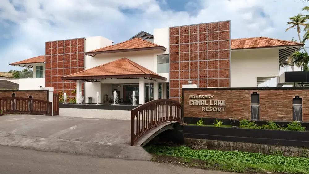 EDASSERY CANAL LAKE RESORT KUMARAKOM